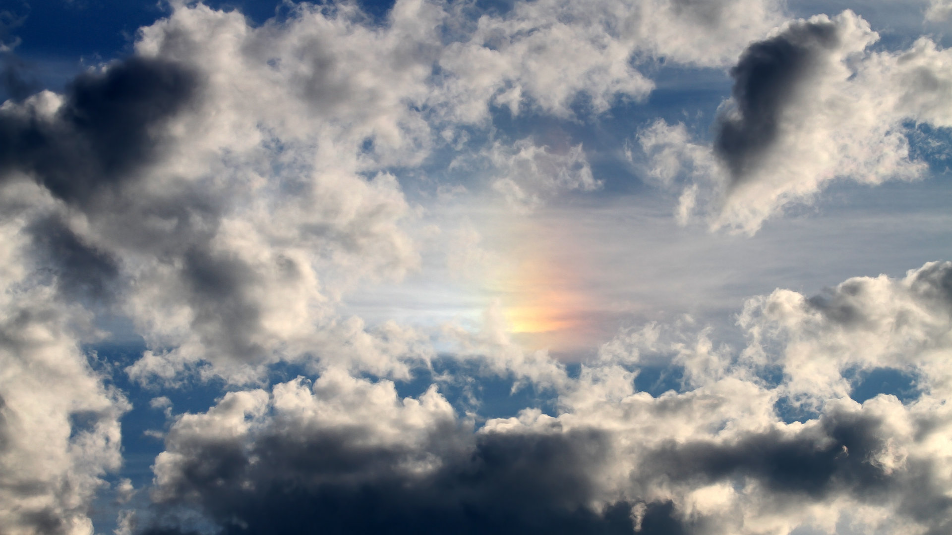 kaiyun体育app-“史诗对决：顶级巨星的巅峰交锋集锦”，史诗联赛